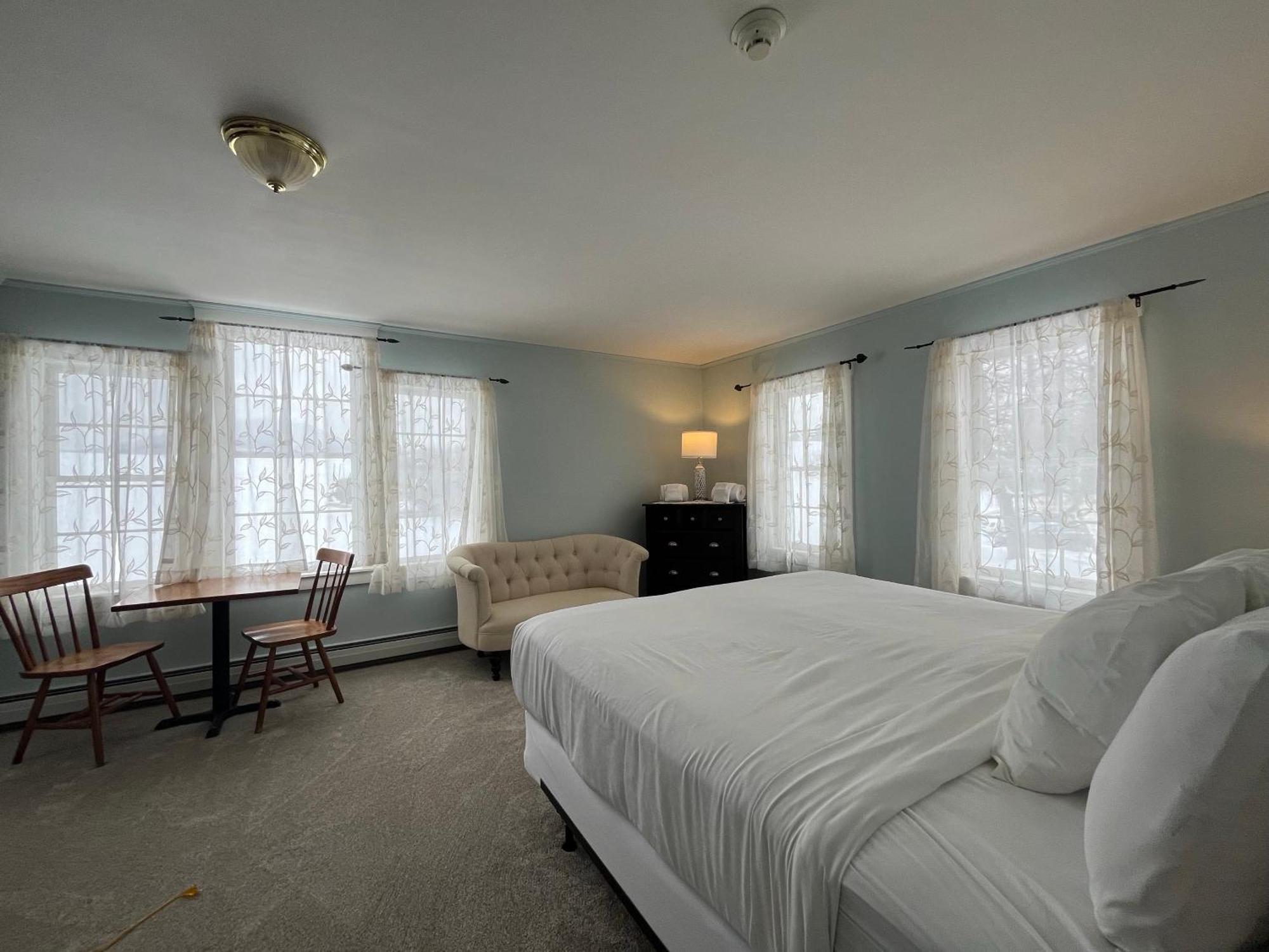 The Wildflower Hotel 3*