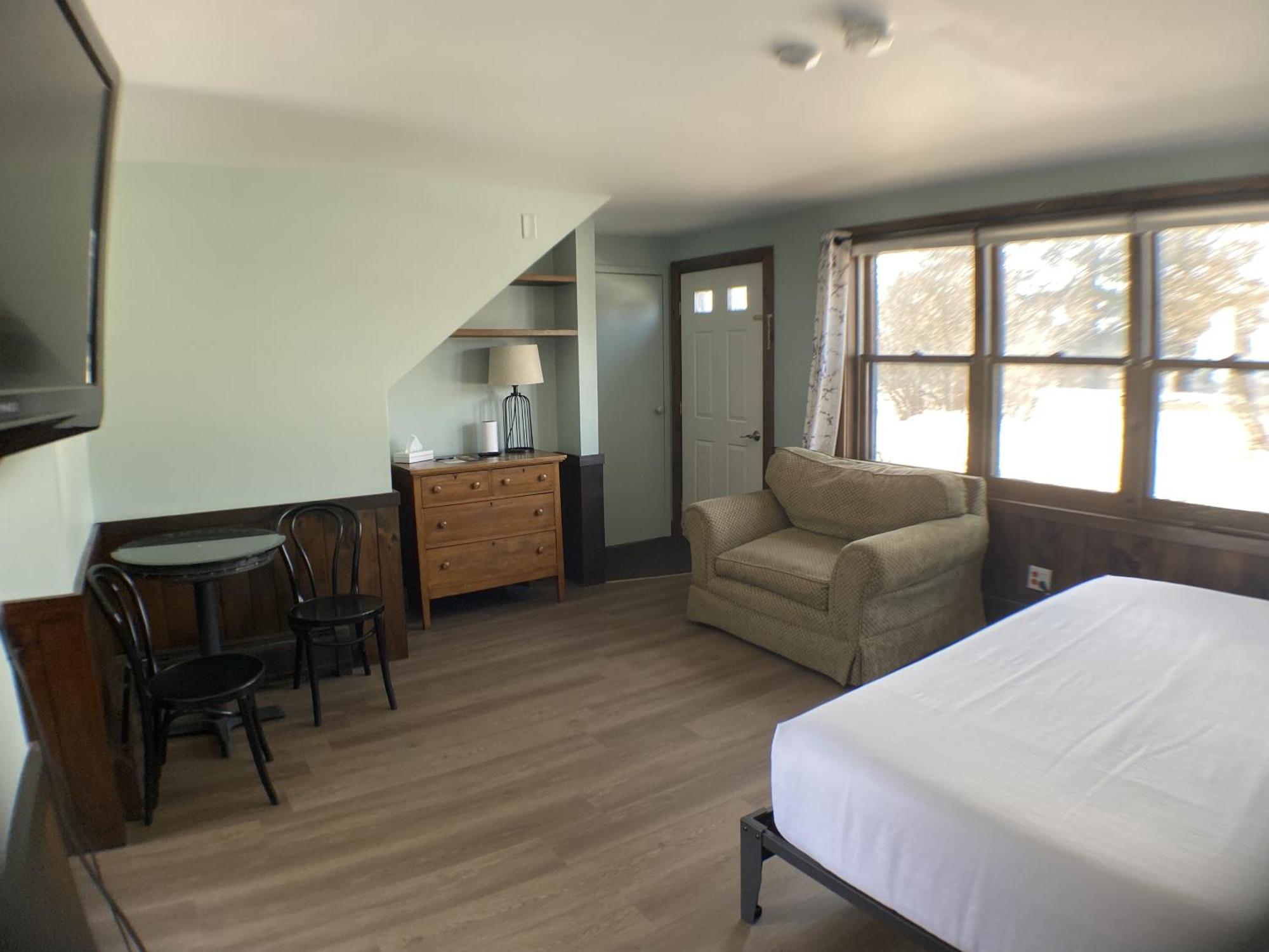 The Wildflower 3* Lyndonville